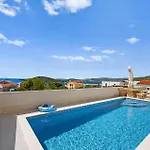 2 Bedroom Beautiful In 아파트 Ražanj