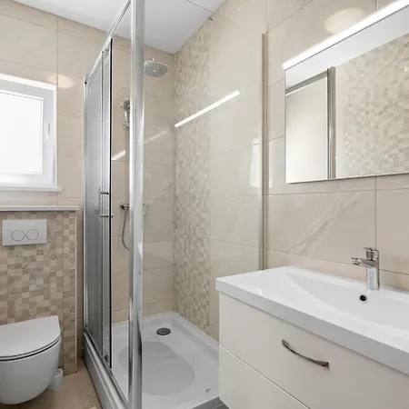 2 Bedroom Beautiful In Apartmán