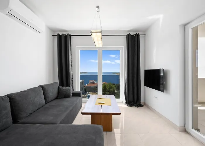 2 Bedroom Beautiful In Daire *