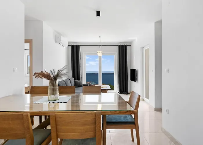 דירה 2 Bedroom Beautiful In *